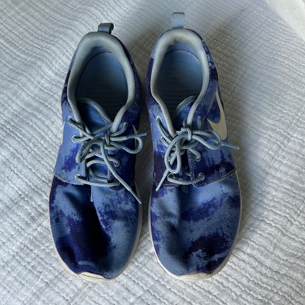 Nike Blue Tie Dye Roche Runs